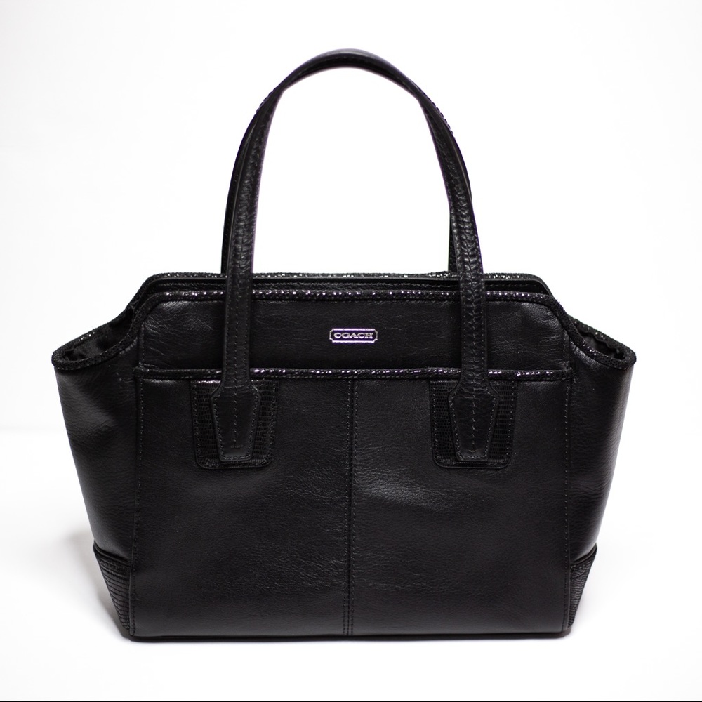 Black Coach Handbag ❤️FINAL PRICE!❤️